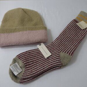 NWT Anthropology Wool Reversable Hat & Free People Wool Sock Set